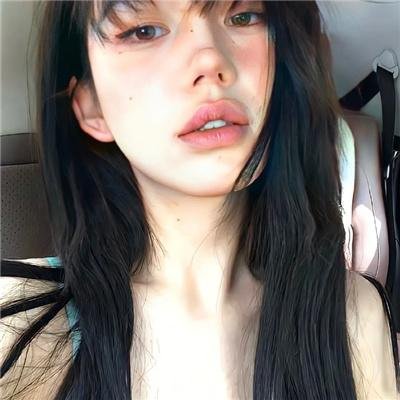 肉弹霓裳