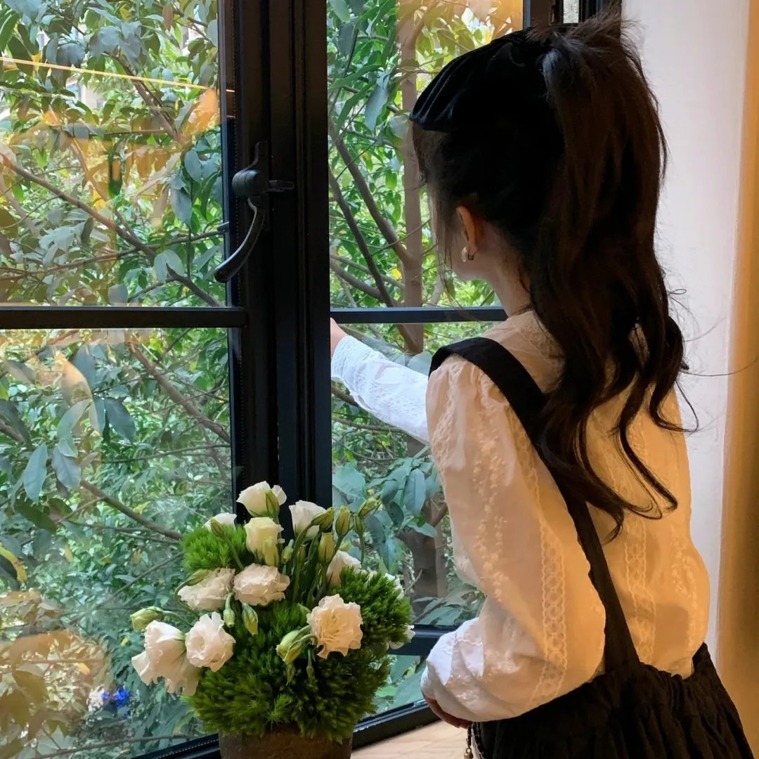 小美人鱼2023
